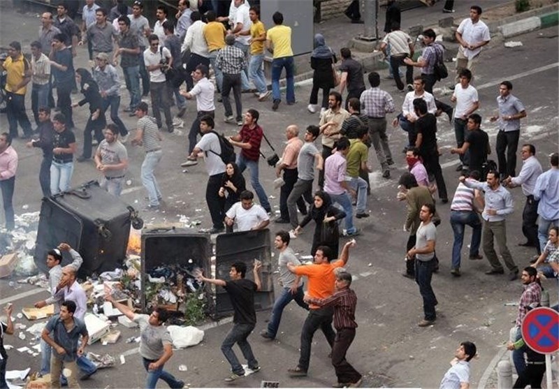 بی‌شخصیتی جامعه ایرانی برای اداره اعتراضات اجتماعی